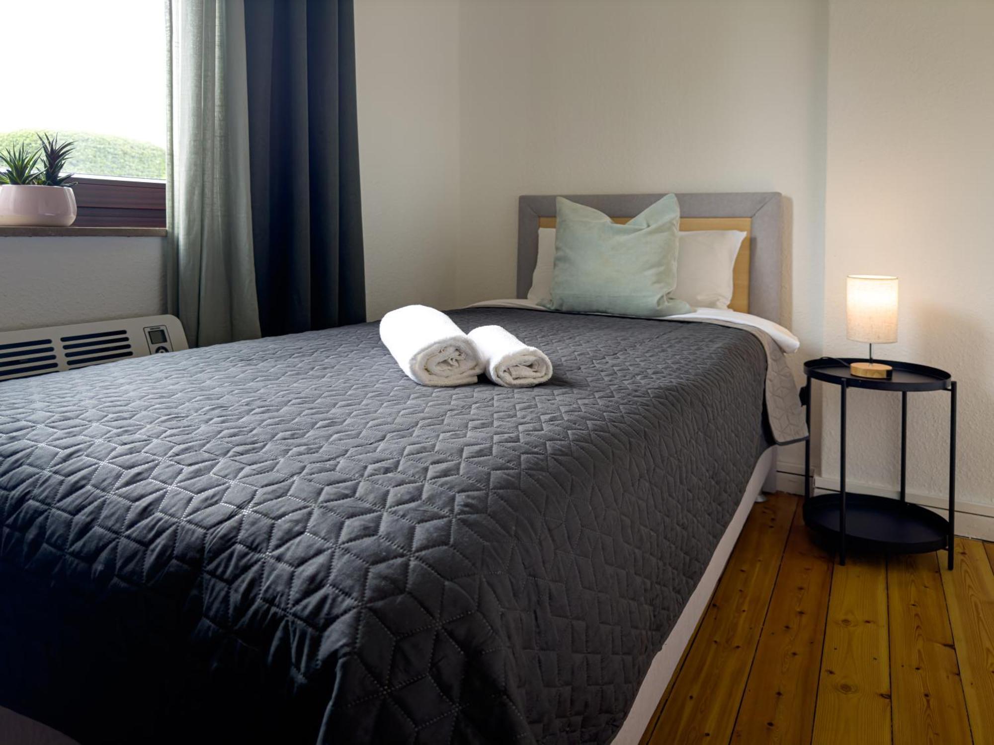 Immostay #8 - Haus Fuer 13 Personen Mit 7 Zimmer - Grosser Garten & Grill, Free Parking, Wlan BRE Esterno foto
